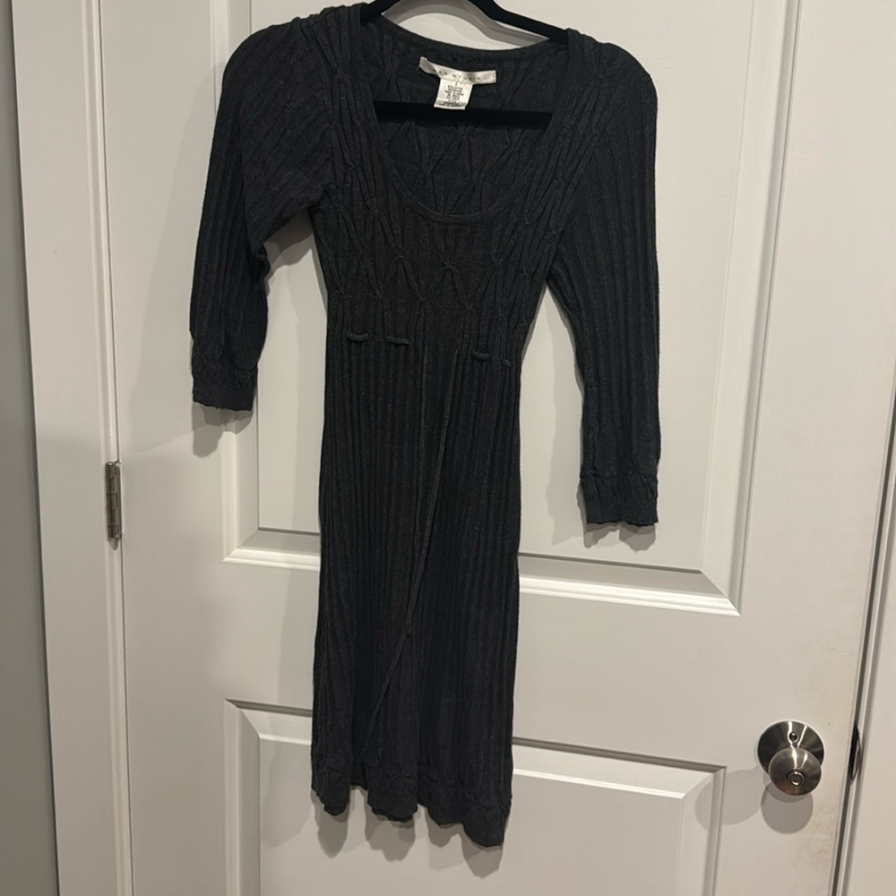 Max Studio Sweater Dress Light size small light grey with waist tie